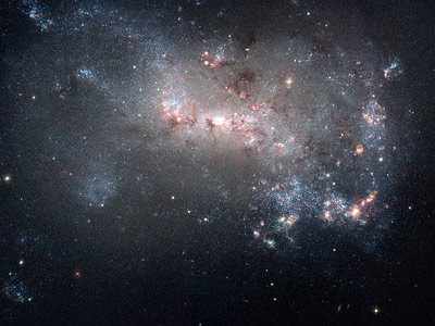 Σǣã[NASA, ESA, A. Aloisi (STScI/ESA), and The Hubble Heritage (STScI/AURA)-ESA/Hubble Collaboration]